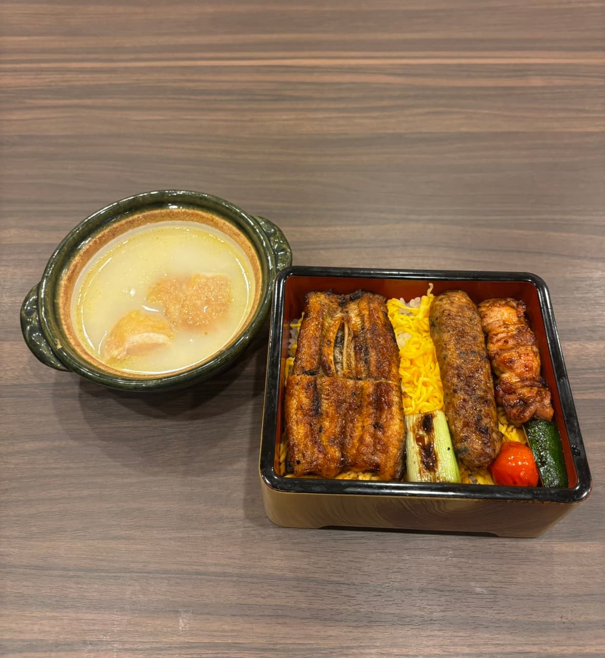 炭火烤雞肉串飯+小鍋水汆鍋