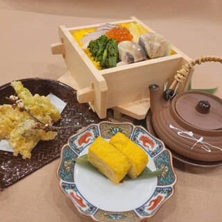 樱花鲷鱼竹笋便当盒